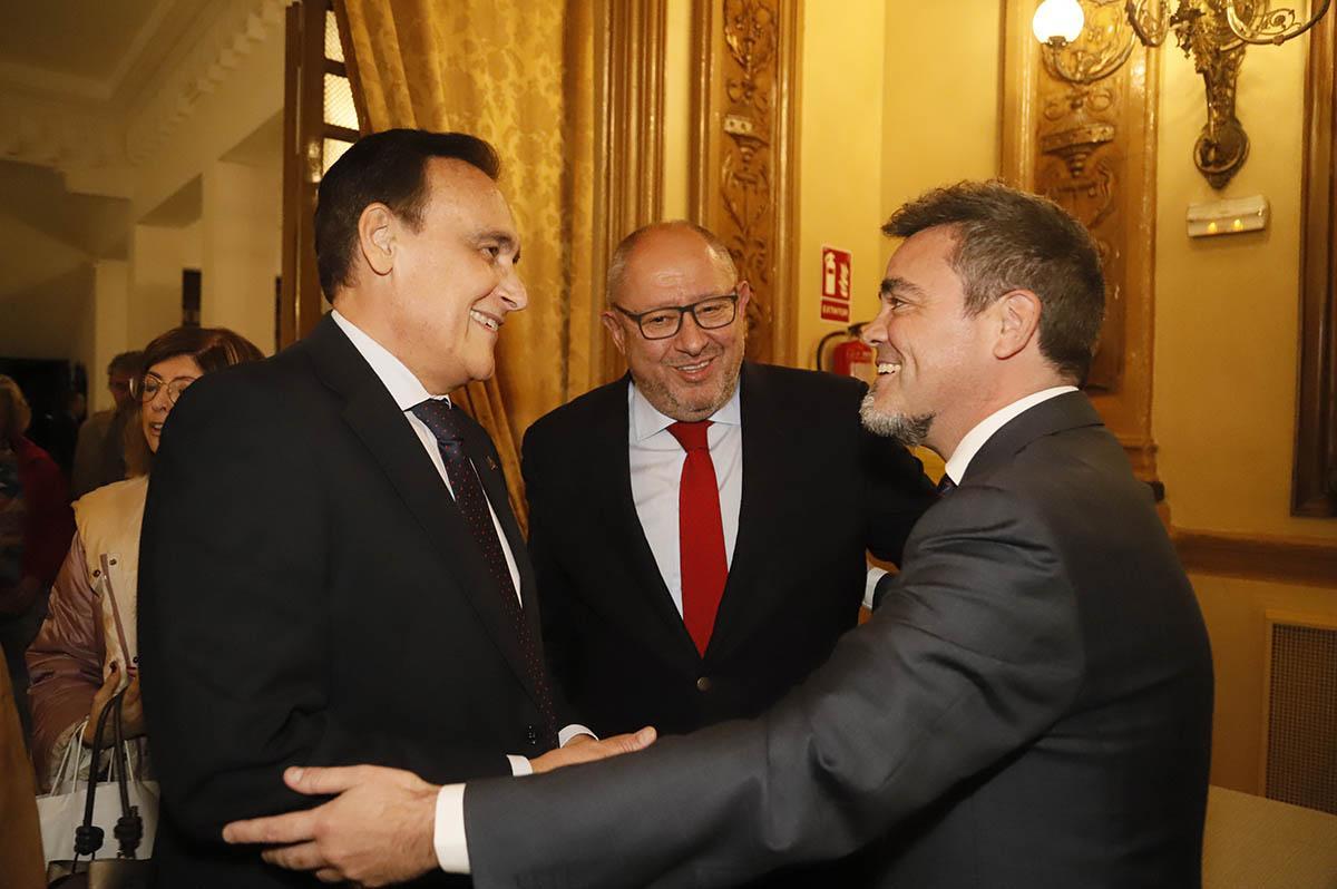 Presentación del libro del 50 aniversario de la Faculta de Filosofía y Letras