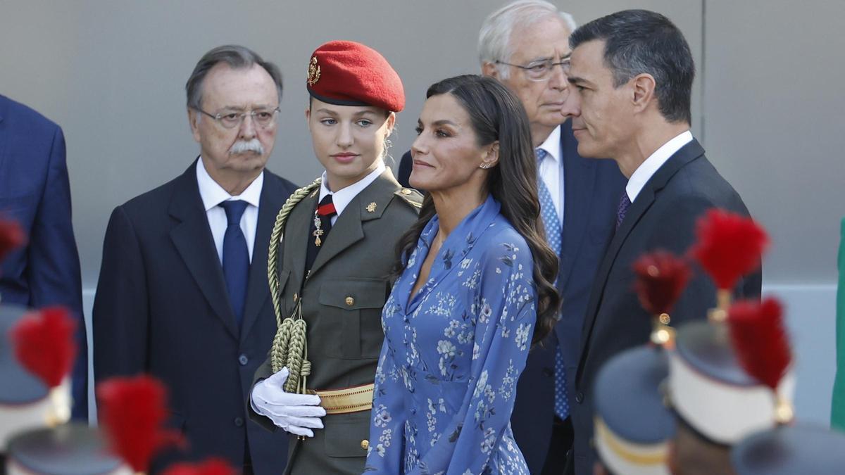 La princesa d'Astúries, Leonor, la reina Letizia, i el president del Govern, Pedro Sánchez.