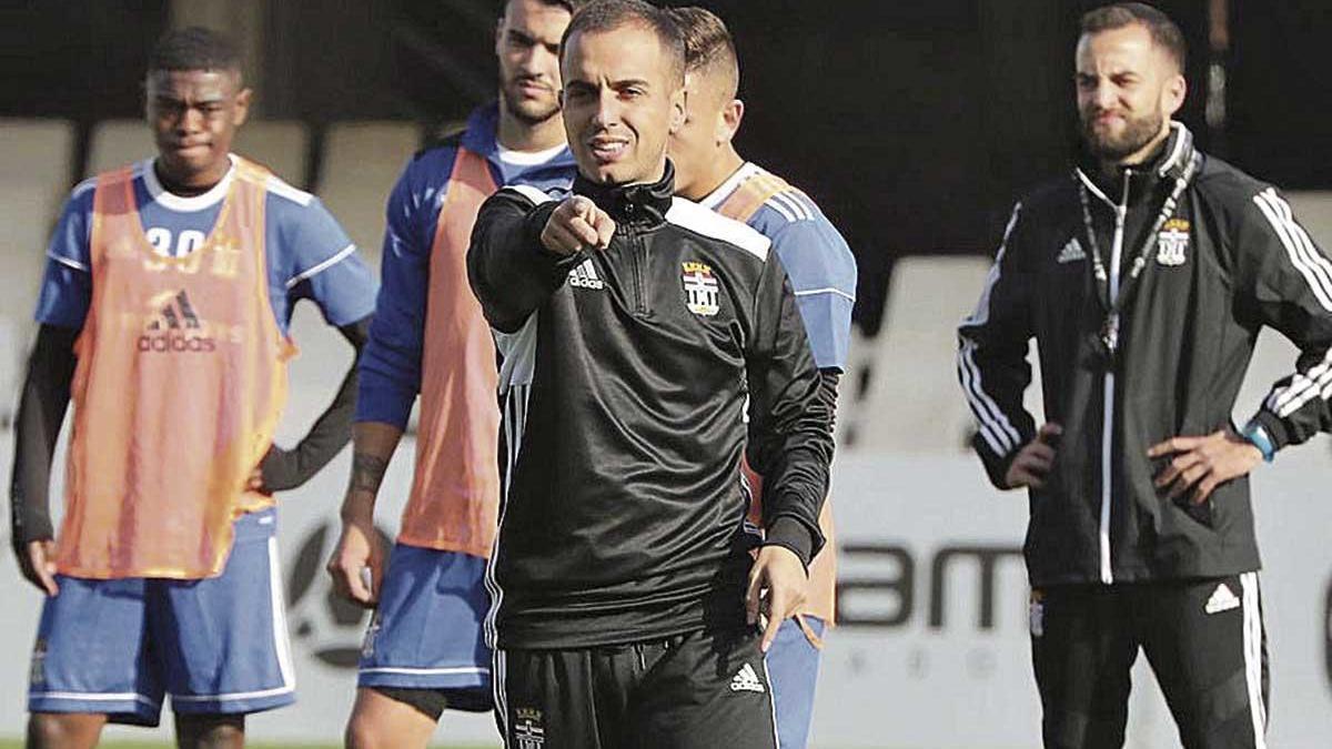 Borja Jiménez, en el  entreno del Cartagena.