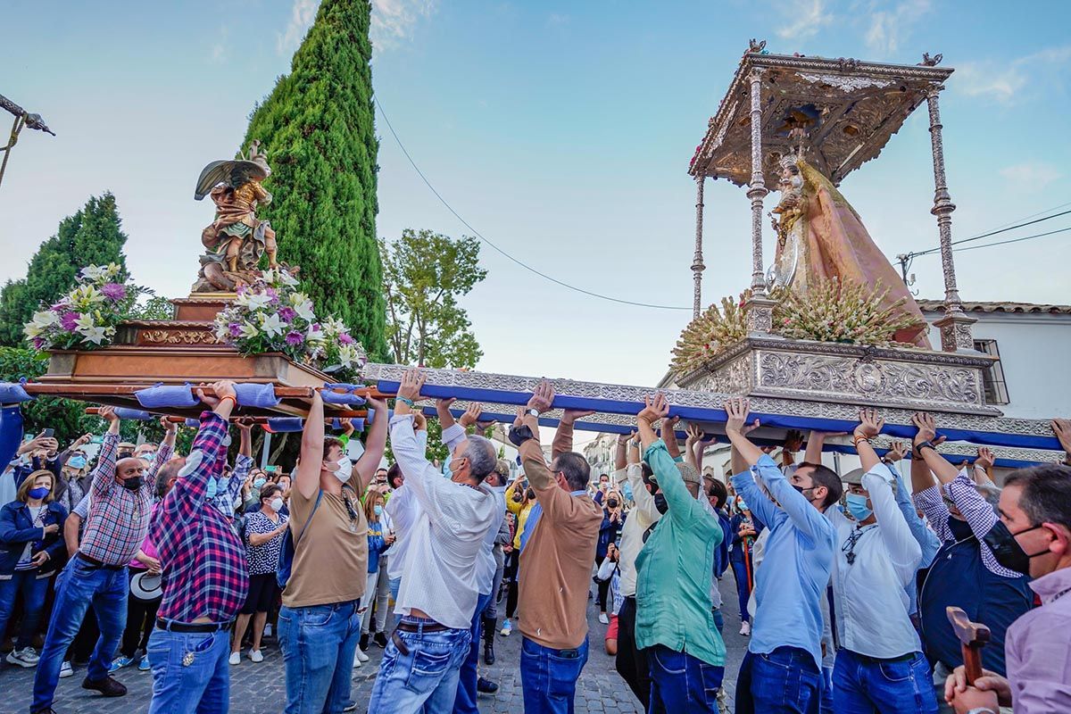 Villanueva de Córdoba acompaña a la Virgen de Luna a La Jara