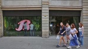 Exterior del nuevo establecimiento, en el 120 de la Rambla.