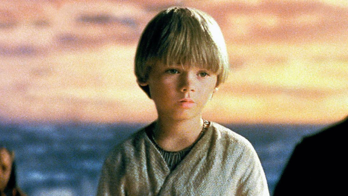 Jake Lloyd en la piel del pequeño Anakin Skywalker.