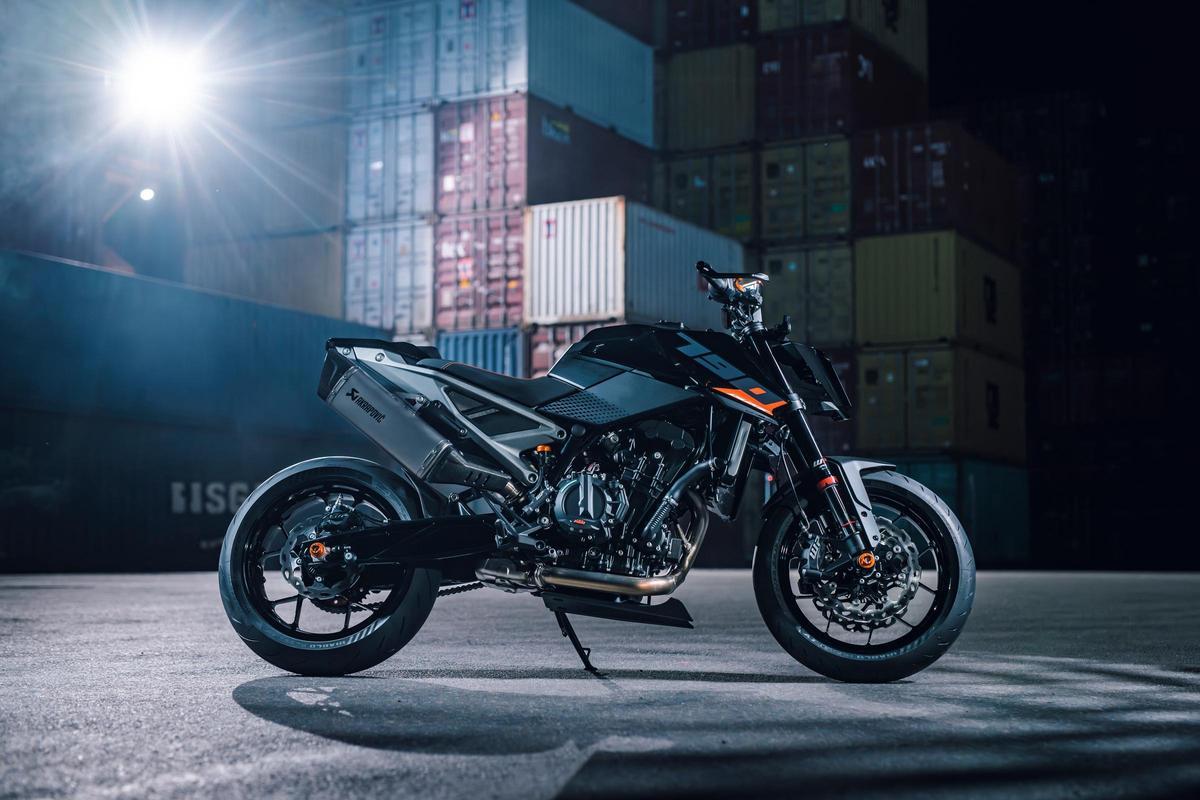 KTM 790 DUKE 2027: el bisturí vuelve más afilado que nunca
