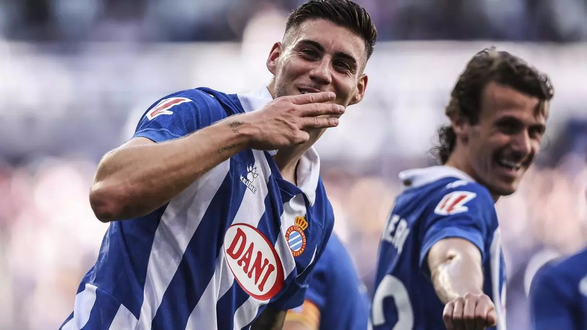 El Málaga CF, con un ojo en Roberto y el Braga