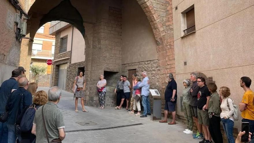 Santpedor obre avui les rutes guiades de l’any amb una de medieval