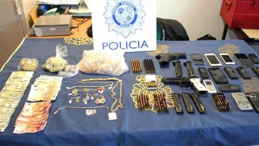 Detenidos tres gijones con 122 gramos de heroína en la Cañada Real