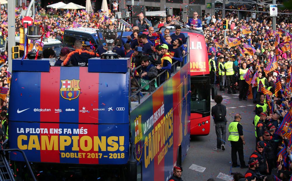 Rua del Barça: les millors fotos de la festa dels campions