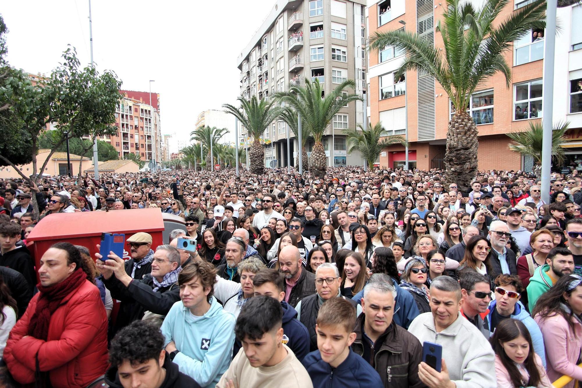 Búscate en las fotos: Castelló retumba con la primera mascletá de la Magdalena 2024