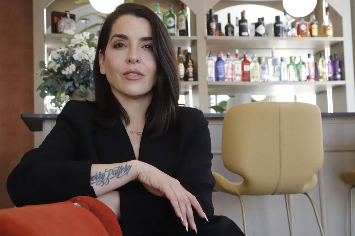 A.J.González Ruth Lorenzo cantante