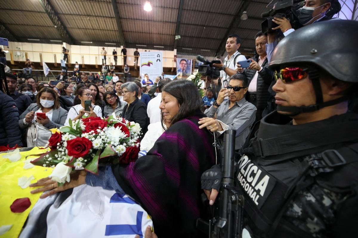 Quito despide al candidato asesinado Fernando Villavicencio