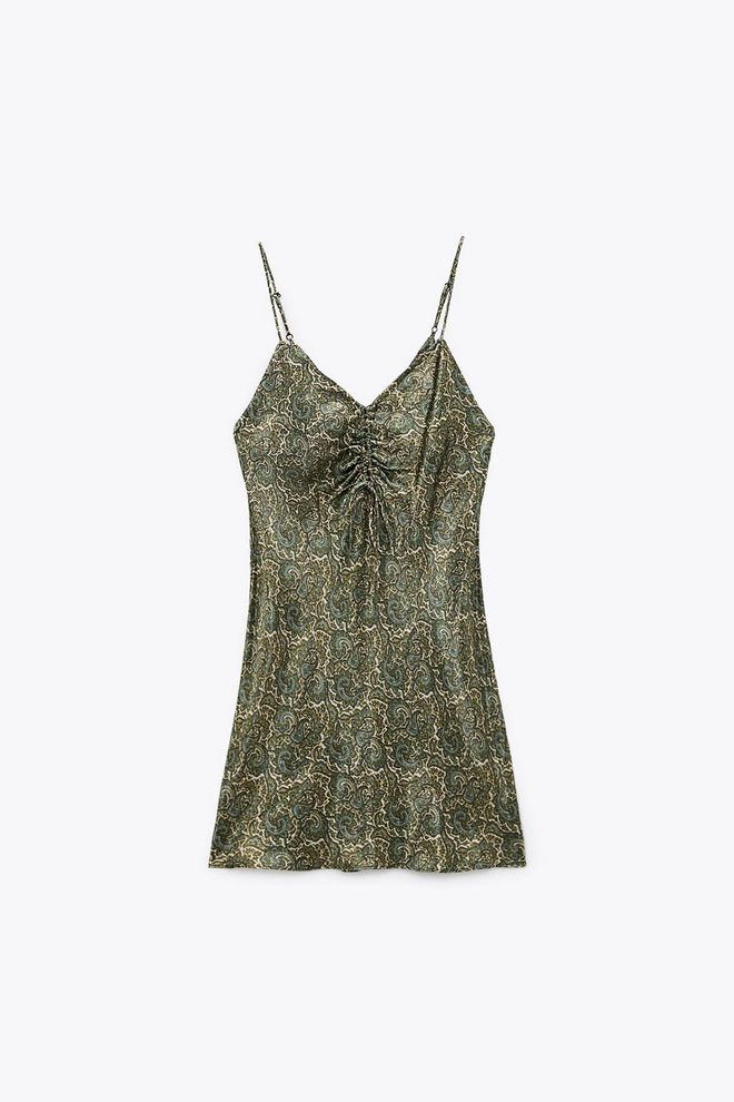 Vestido satinado de Zara