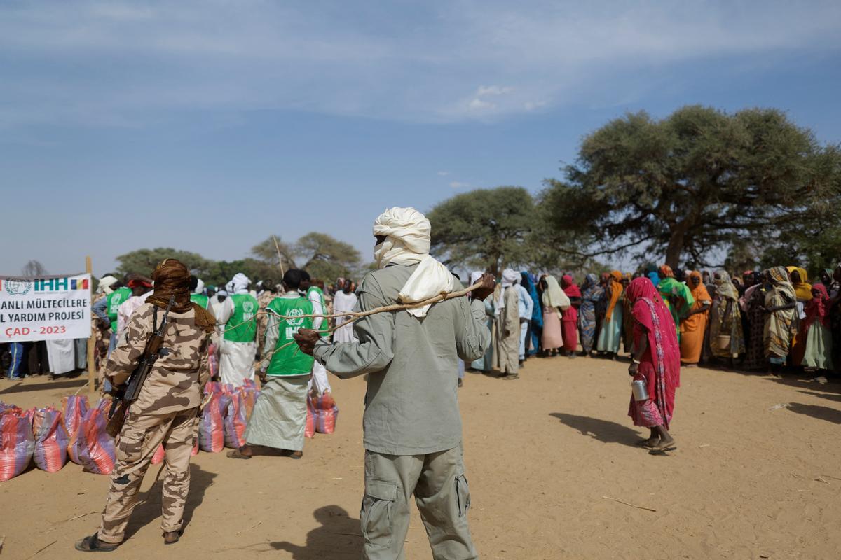 Refugiados sudaneses buscan asilo en El Chad