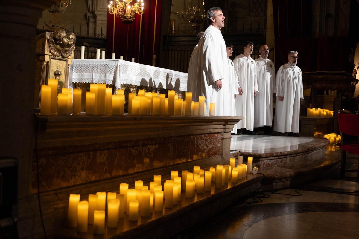 El concierto de Navidad del Misteri, en imágenes
