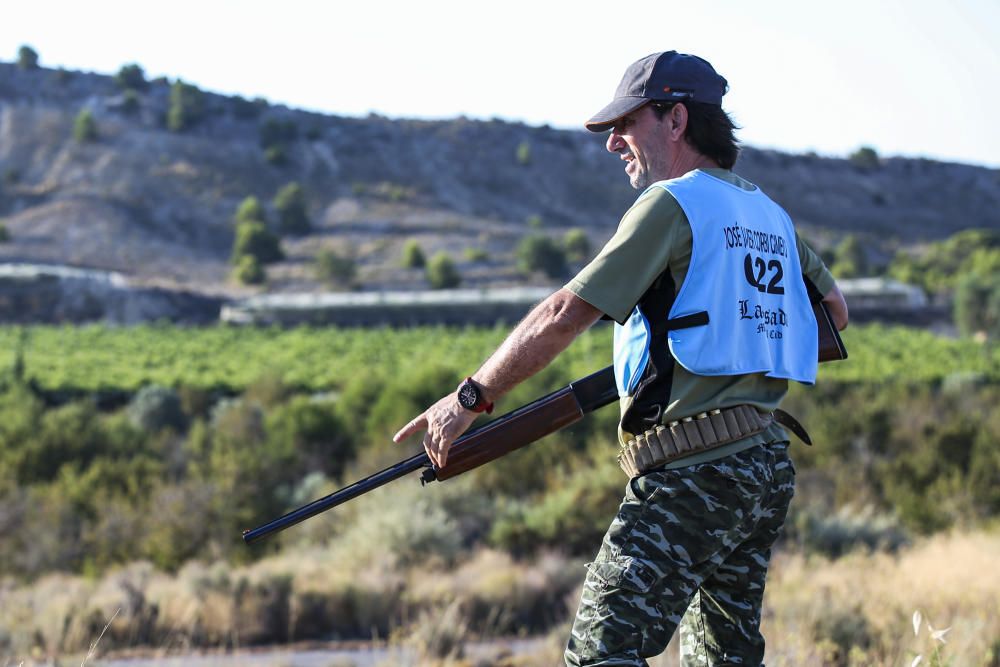 Diez mil cazadores inician la temporada de caza del conejo