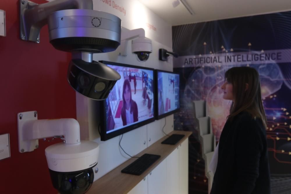 La empresa Hikvision ha organizado unas jornadas para mostrar los proyectos relacionados con la vigilancia y la inteligencia artificial