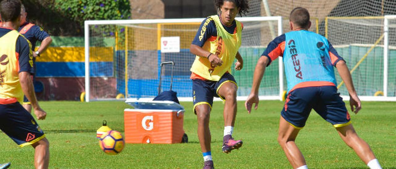 Mauricio Lemos, recuperado de su esguince de tobillo