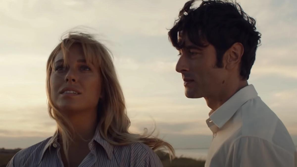Antena 3 estrena en obert ‘El verano que vivimos’ amb Javier Rey i Blanca Suárez Antena 3 estrena en obert ‘El verano que vivimos’ amb Javier Rey i Blanca Suárez