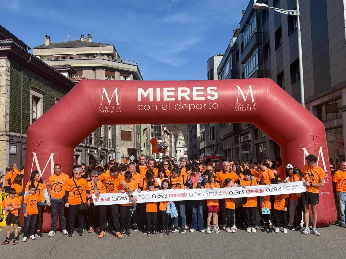 Un millar de personas en la Carrera Galbán de Mieres, ¿estuviste en la prueba?