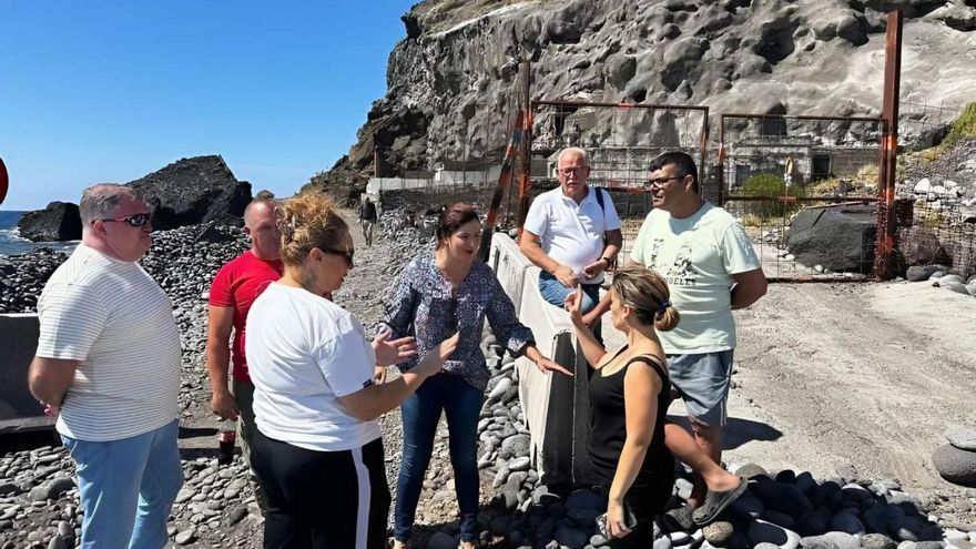 The PP raises concerns over the local government fencing off Las Bajas without judicial authorization