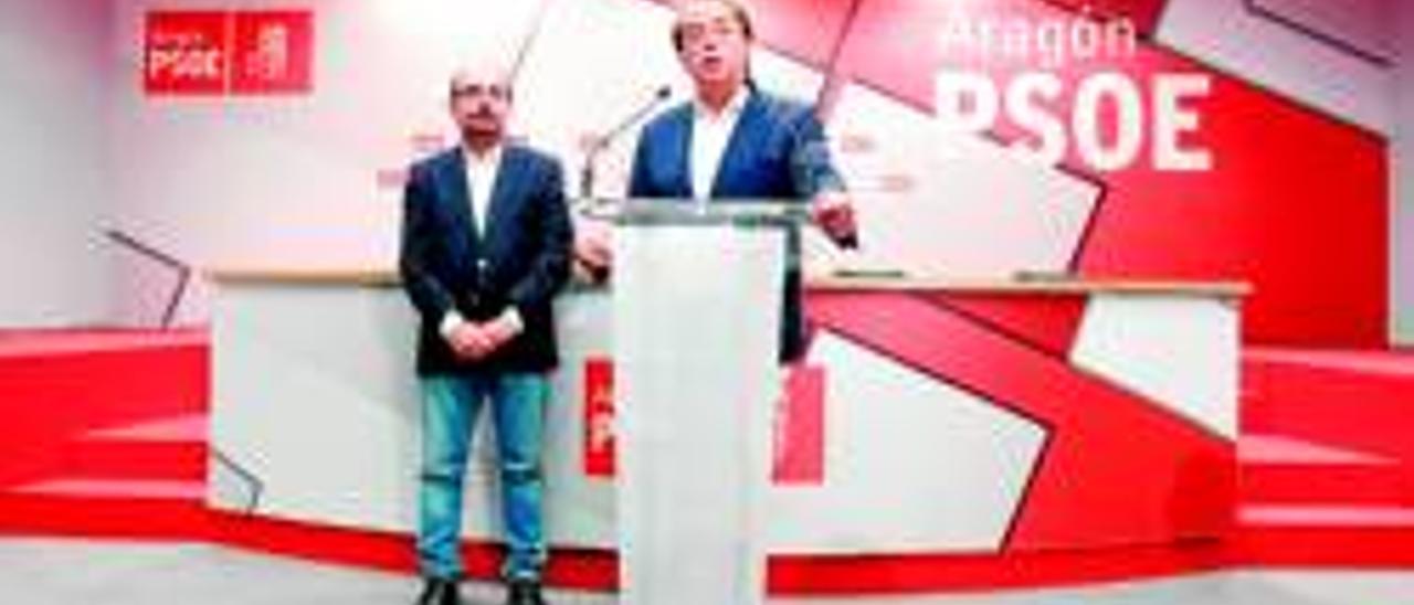 Suárez vuelve a ganar pero podría ser alcalde Santisteve con PSOE y CHA