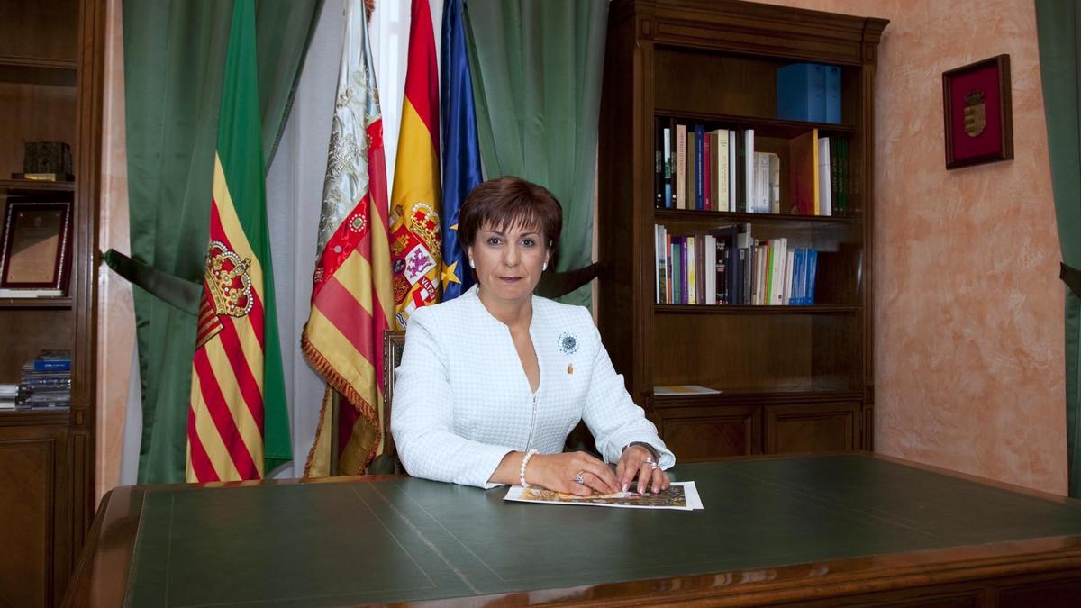 Imagen de Consuelo Sanz como alcaldesa de Les Alqueries en el año 2014.