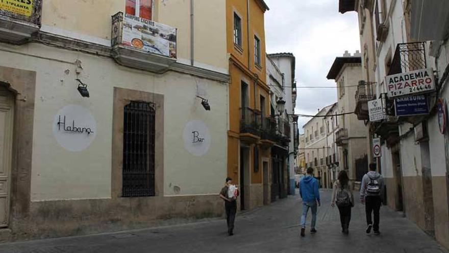 La hostelería cacereña pide peatonalizar la calle Pizarro