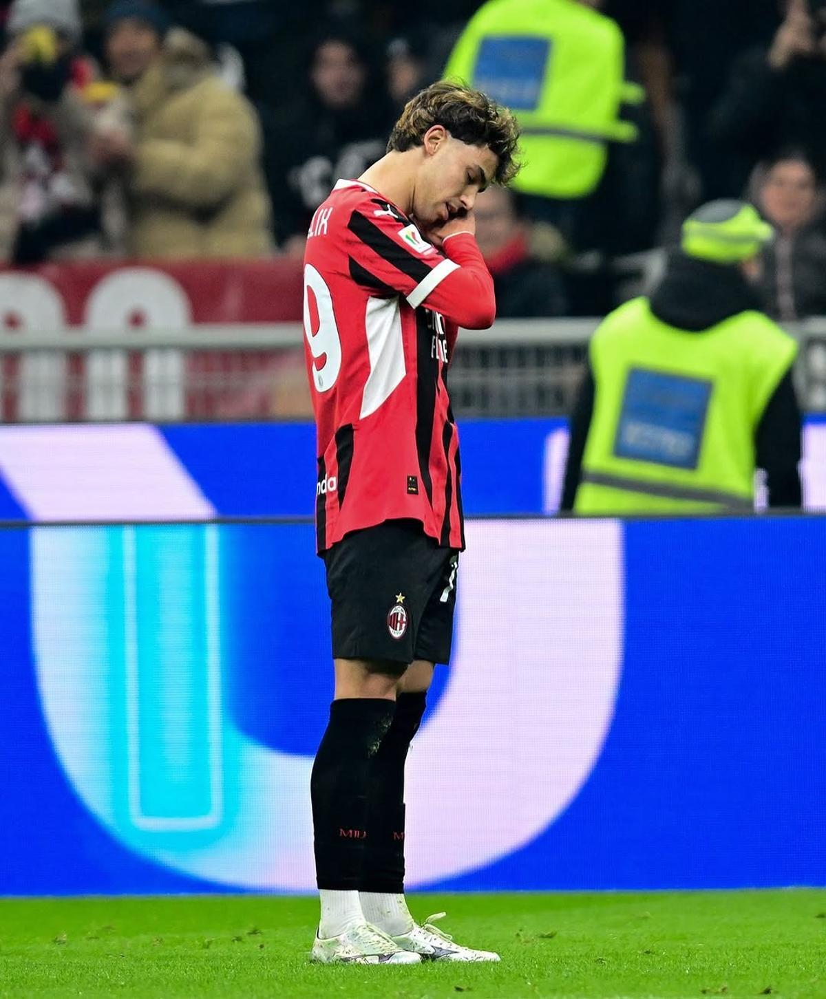 Joao Félix celebra su primer gol con el AC Milan
