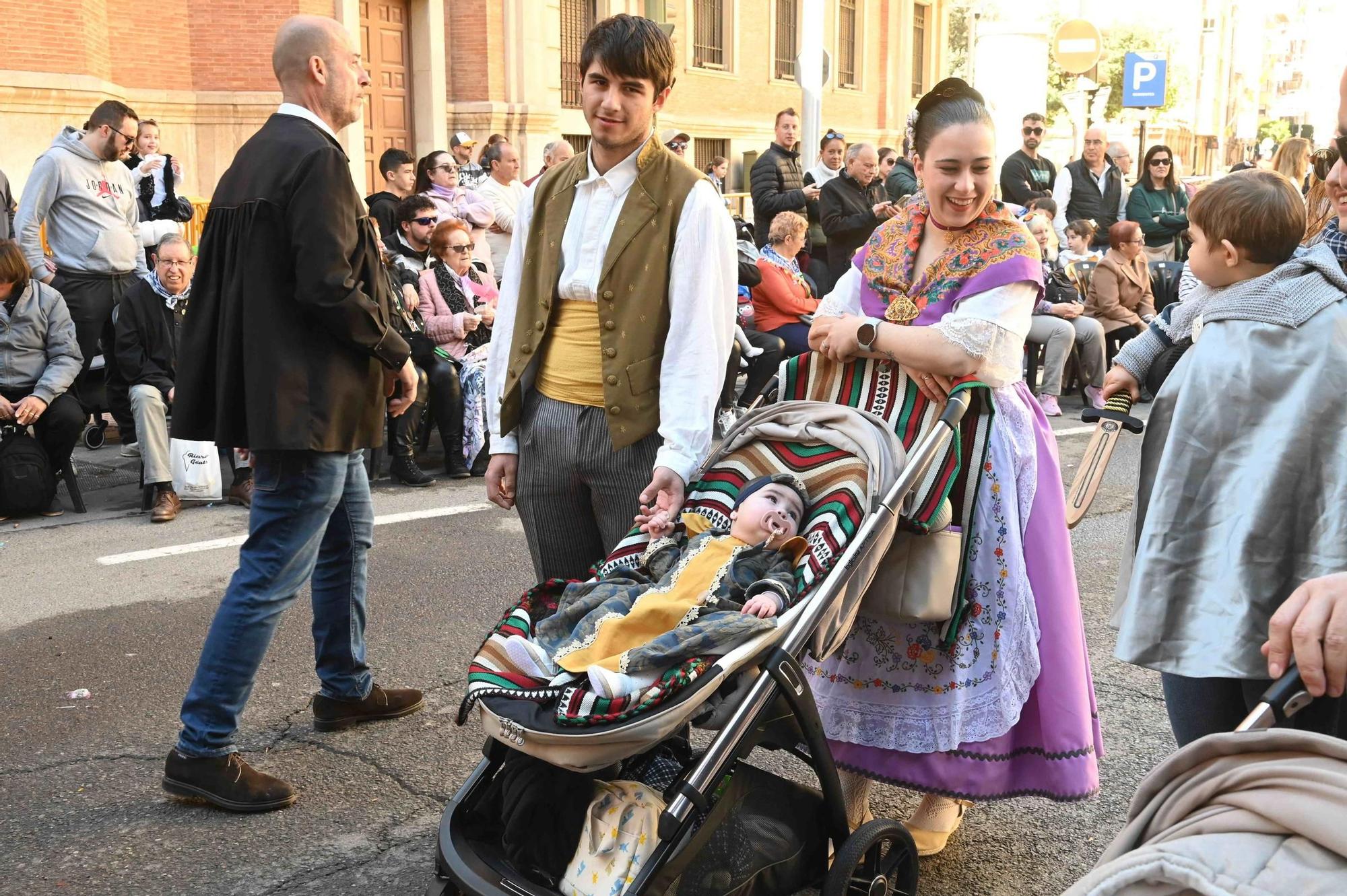Galería de imágenes: El Pregó Infantil llena las calles de color e ilusión