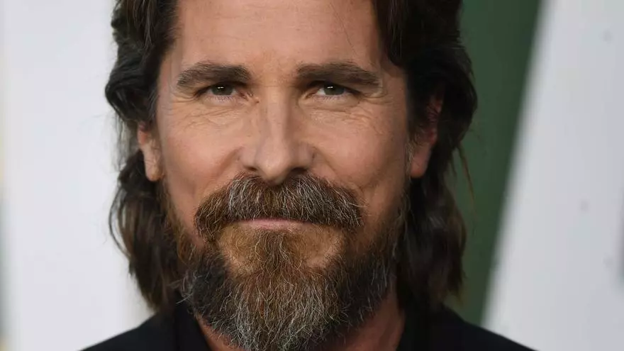 Christian Bale regresa a la gran pantalla en 'Los crímenes de la academia'