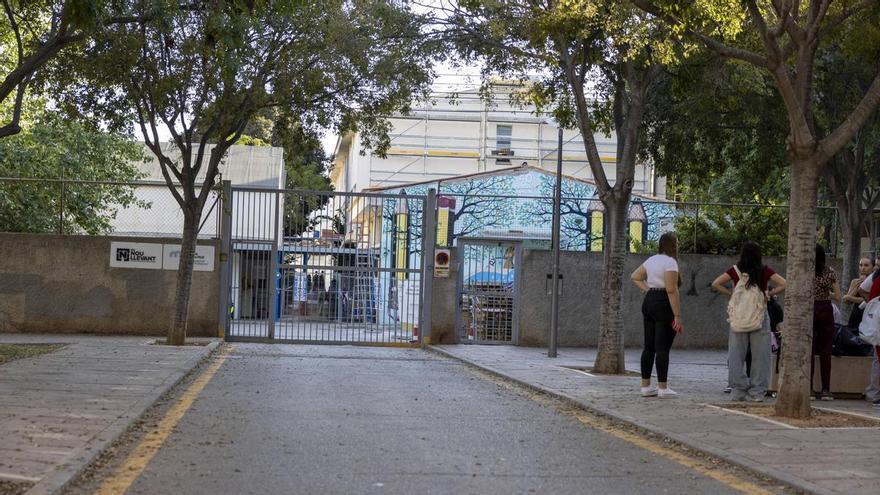 en las aulas de Baleares: Educación invertirá 16 millones de euros en climatizar 12 centros