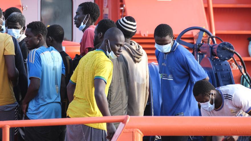 Rescatan en las últimas horas a 227 migrantes que viajaban en 4 embarcaciones cerca de Fuerteventura y Gran Canaria