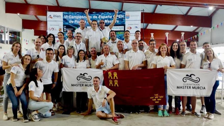 El CN Máster Murcia se proclama campeón de  España de larga distancia