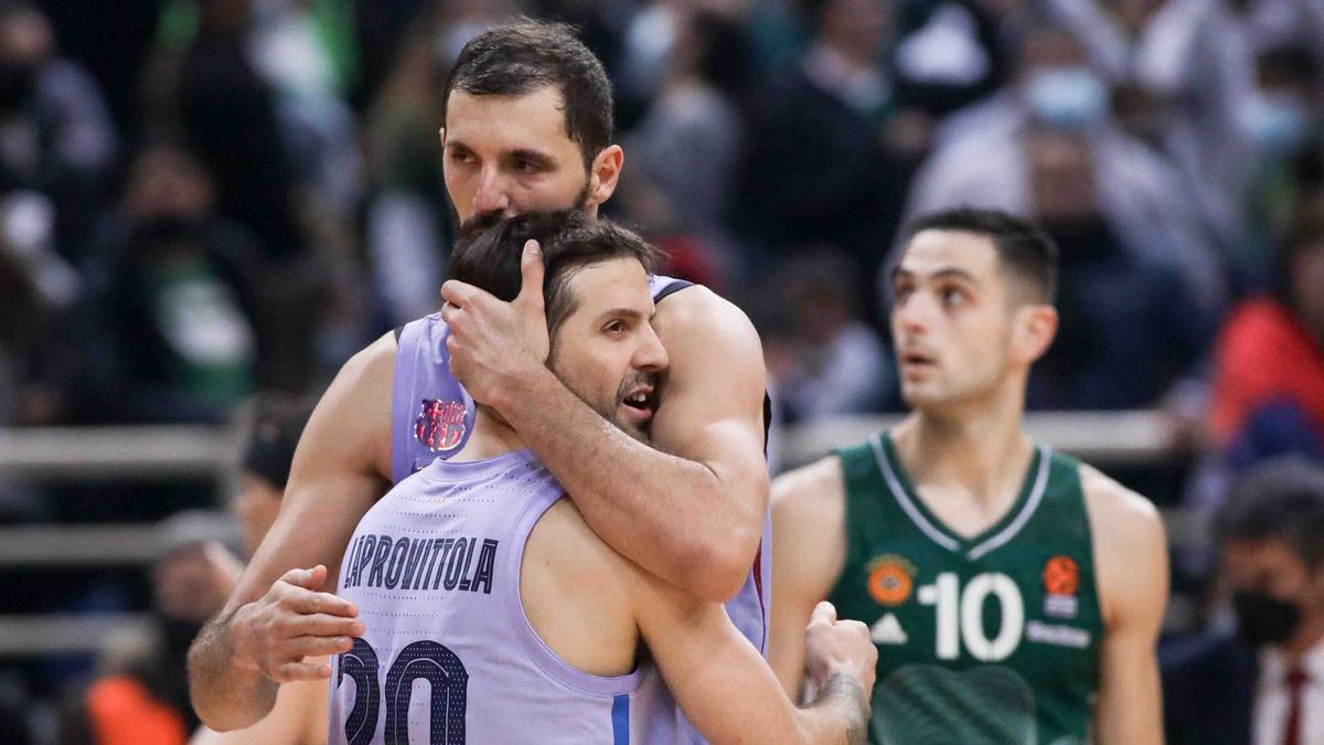 Mirotic abraza a Laprovittola ante el PAO