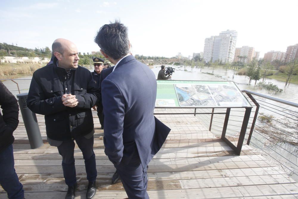 El alcalde de Alicante y los cuerpos de seguridad visitan las zonas afectadas por las lluvias