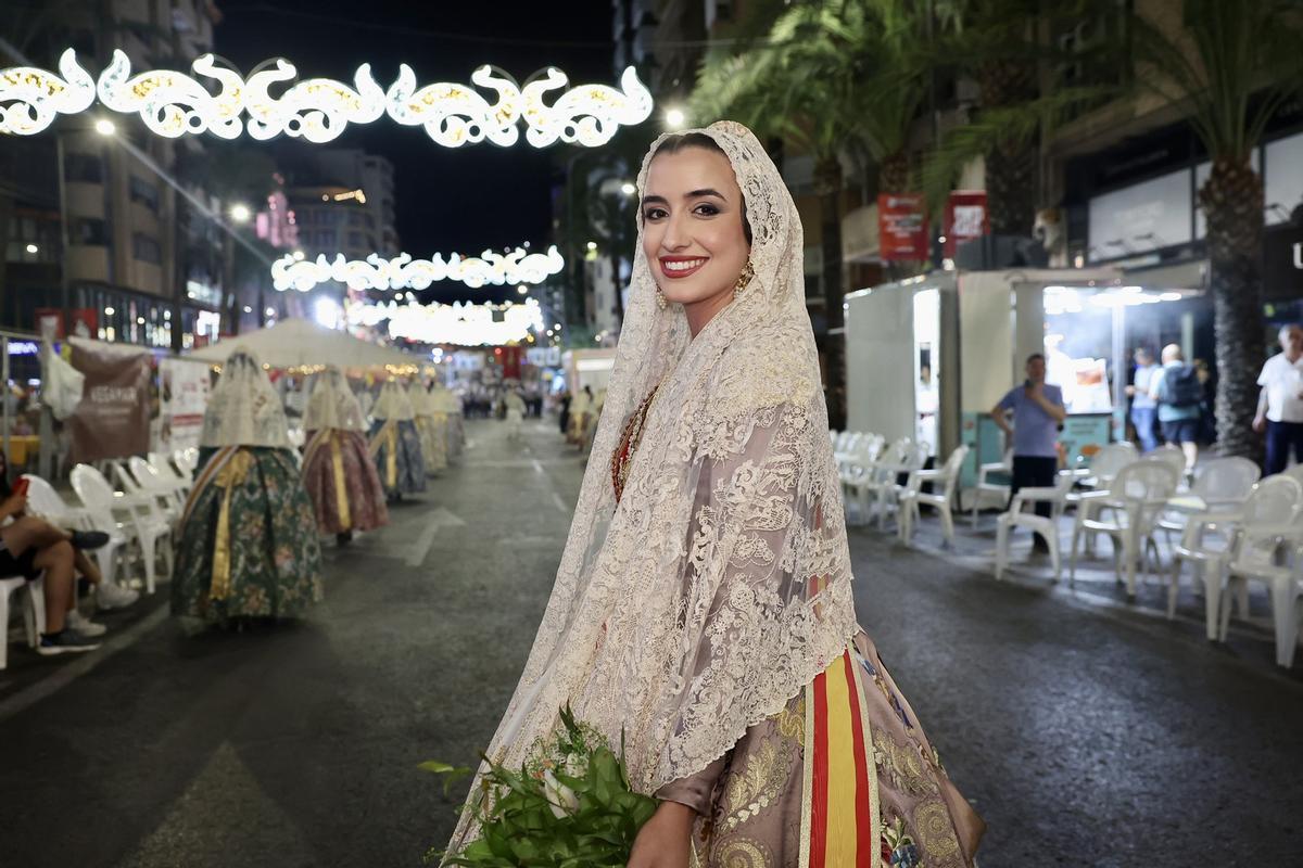 Segunda sesión de la Ofrenda en las Hogueras de Alicante