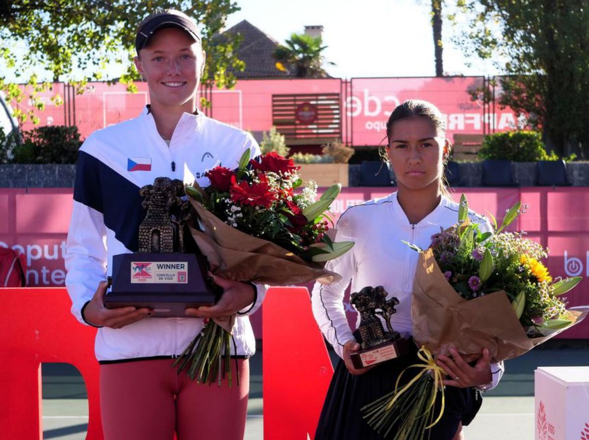 Denisa Zoldakova y Mark Ceban se imponen en el Vigo Tennis Open
