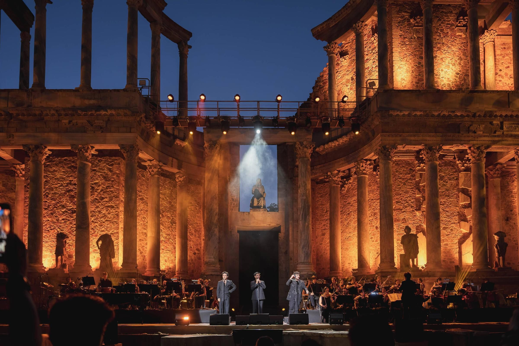 El concierto de Il Volo en el Teatro Romano de Mérida, en imágenes