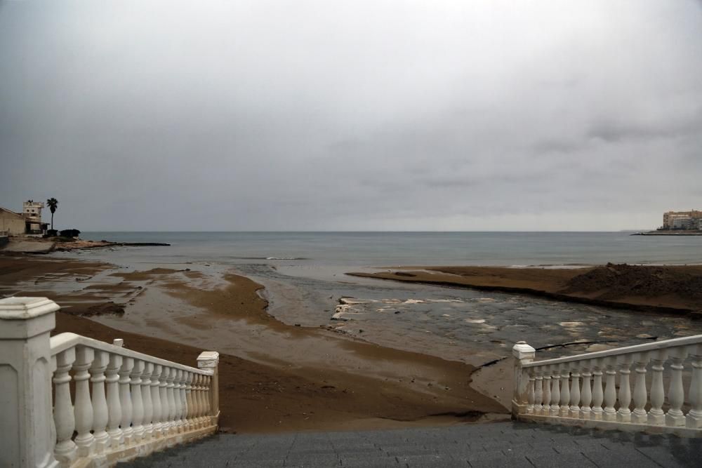 Las lluvias han dejado más de 35 litros por metro cuadrado en algunos puntos de la comarca. Las temperaturas han caído en picado.