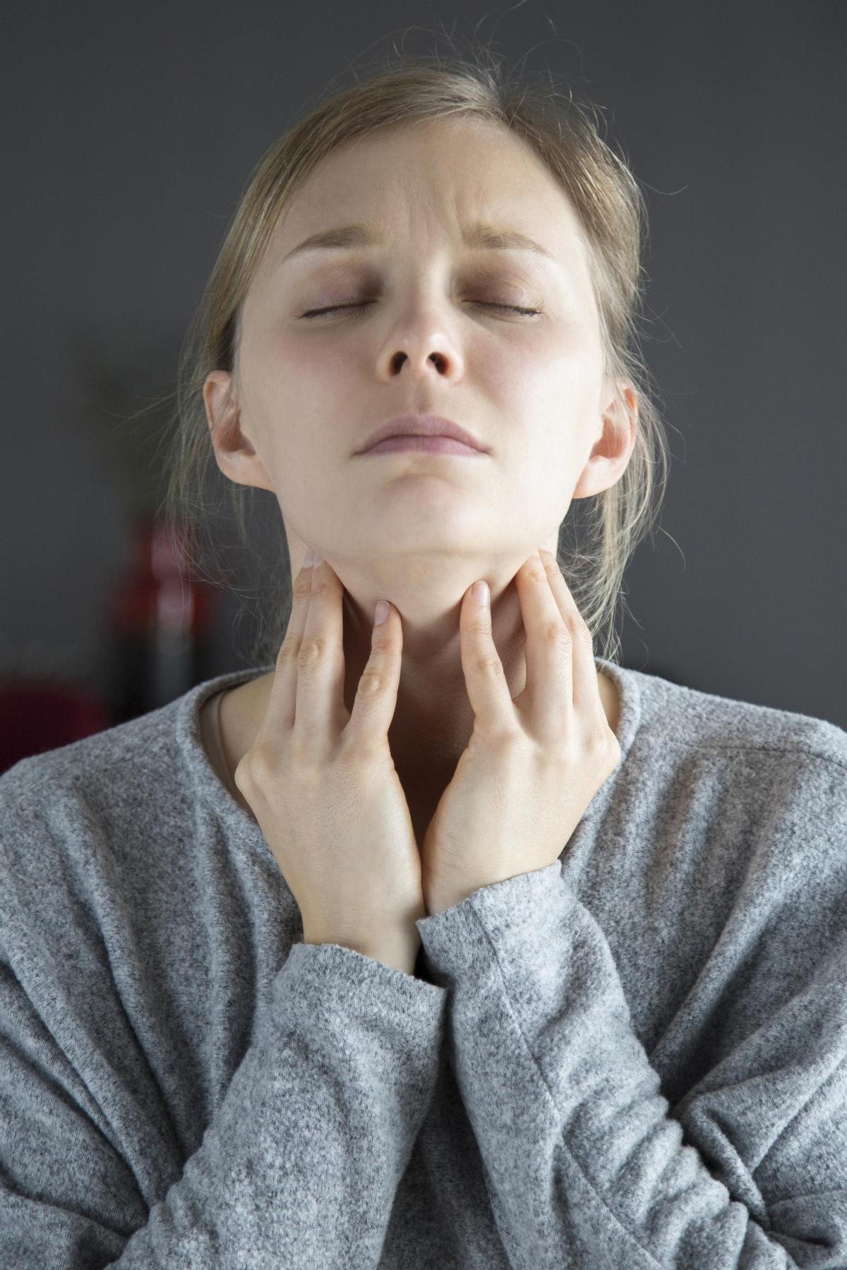 los problemas para deglutir o las infecciones recurrentes en oído y garganta suelen ser causas frecuentes de consulta en Otorrinolaringología.
