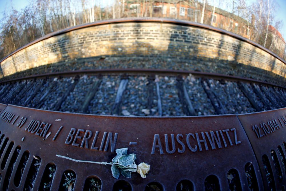 HOLOCAUST-MEMORIAL/AUSCHWITZ-GERMANY