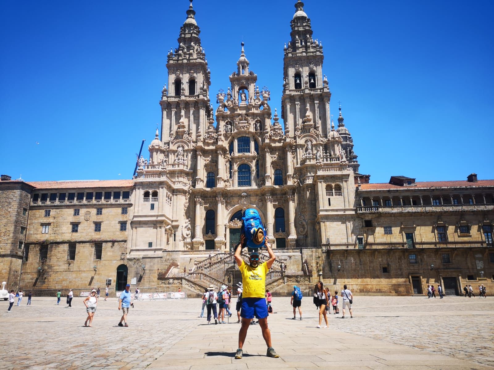 Bruno Suárez hace el Camino de Santiago por la UD