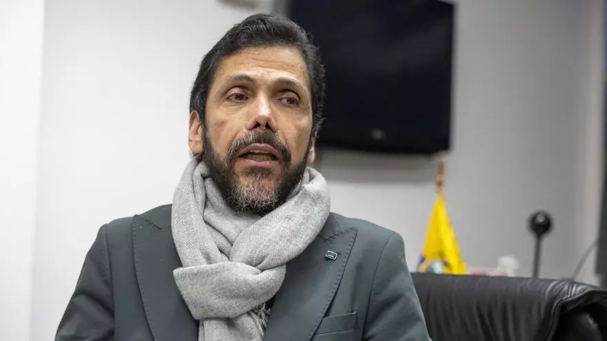 Julio César Lalama, cónsul de Ecuador en Baleares: "Cuando los votantes en el exterior participan en las elecciones la democracia en su conjunto se ve reforzada"