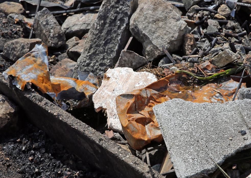 El desescombro de la zona cero deja al descubierto la devastación que causó dos muertos y arrasó una treintena de viviendas.