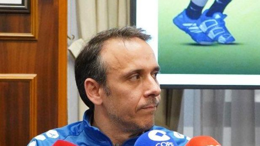 Félix Mojón, del Balonmano Zamora: &quot;Es el grupo de ascenso más difícil de todos&quot;