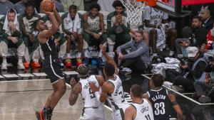 115-102. Los Nets sorprenden a los Bucks y Jordi Fernández firma su primer triunfo