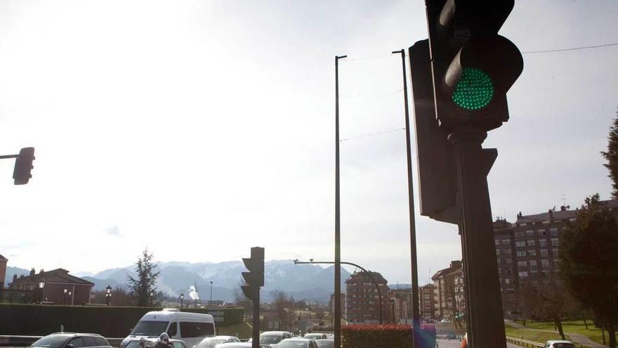 Uno de los semáforos de Oviedo.