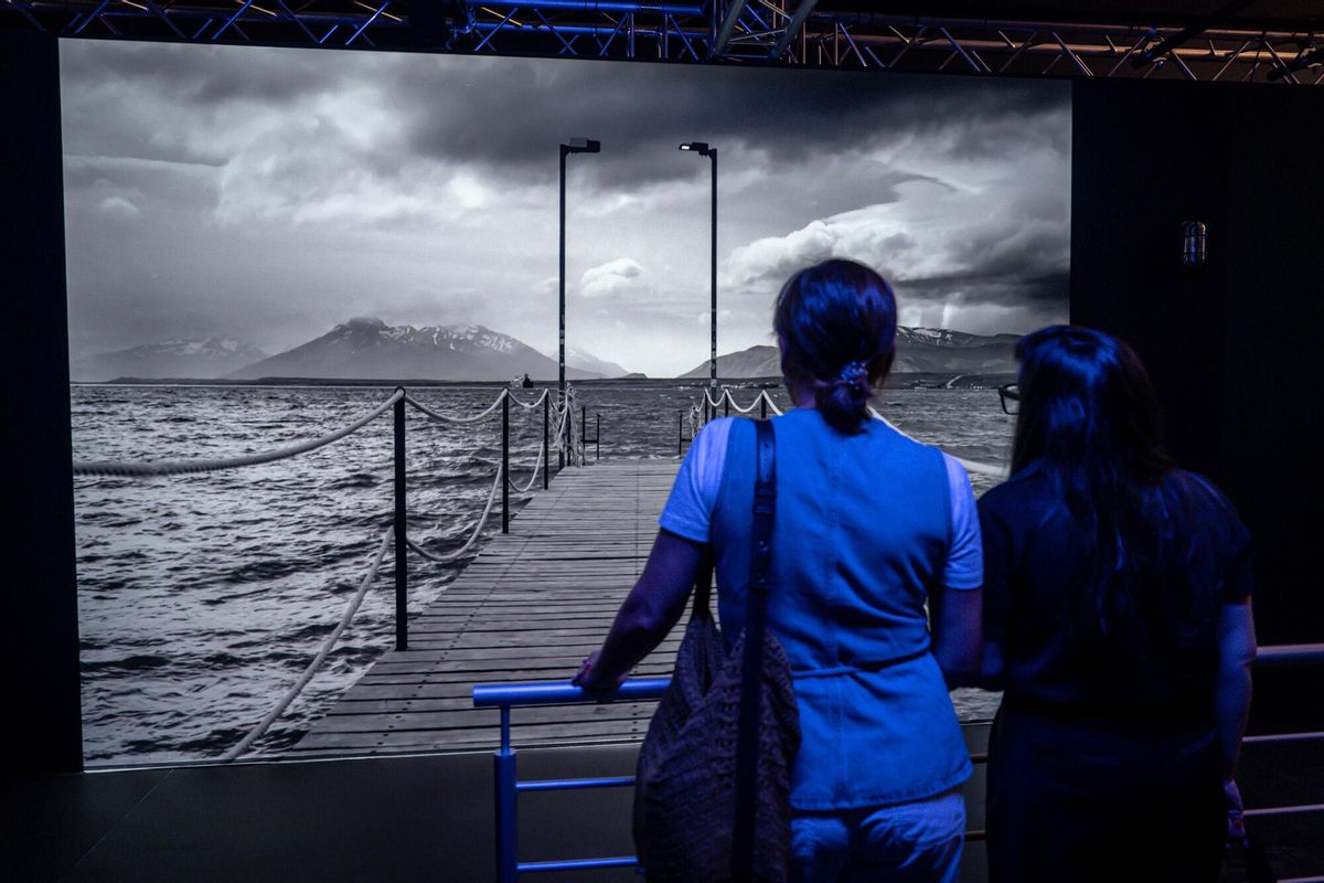 Embarcadero inicial de la exposición ambientado en la Patagonia, donde empieza el trayecto.