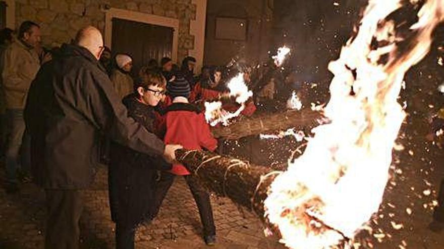 Cremada de faies a Sant Julià de Cerdanyola aquesta nit de Nadal