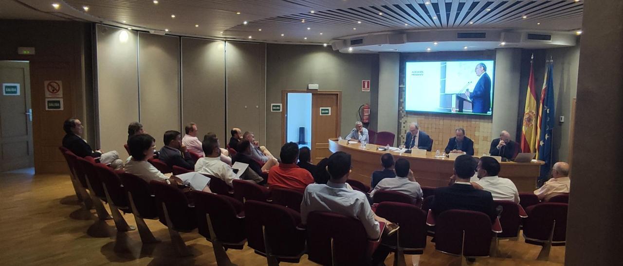 Un momento de la reunión de la asamblea general de Ascer.