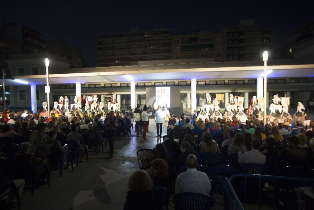 Las Hogueras Especiales de Alicante presentan sus maquetas y bocetos